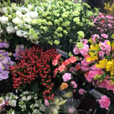 「花金」　（富山県富山市）の花屋店舗写真1