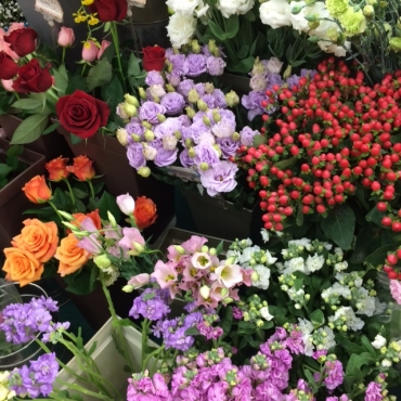 「花金」　（富山県富山市）の花屋店舗写真2